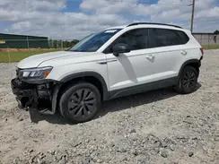 VOLKSWAGEN TAOS