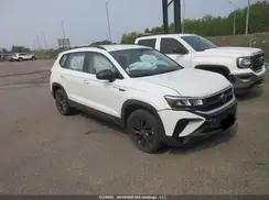 VOLKSWAGEN TAOS