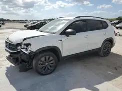 VOLKSWAGEN TAOS