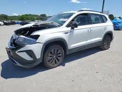VOLKSWAGEN TAOS