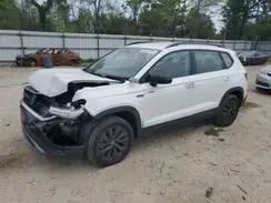 VOLKSWAGEN TAOS