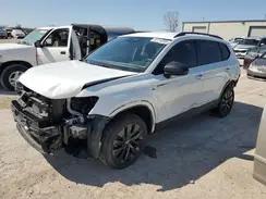 VOLKSWAGEN TAOS