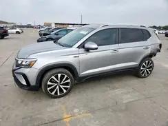 VOLKSWAGEN TAOS