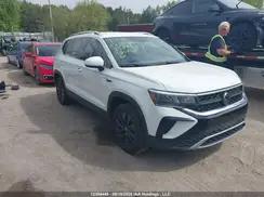 VOLKSWAGEN TAOS