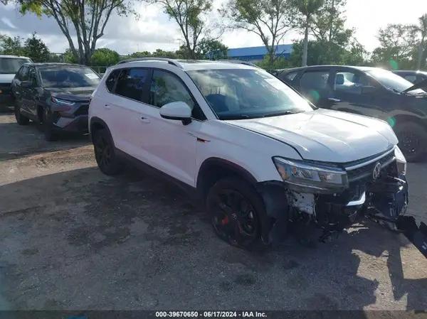 VOLKSWAGEN TAOS