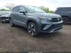 VOLKSWAGEN TAOS