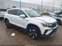VOLKSWAGEN TAOS