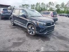 VOLKSWAGEN TAOS