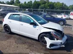 VOLKSWAGEN GTI