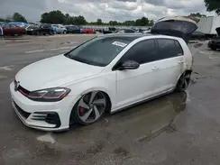 VOLKSWAGEN GTI