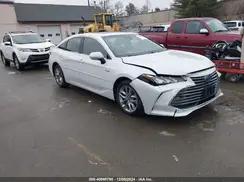 TOYOTA AVALON