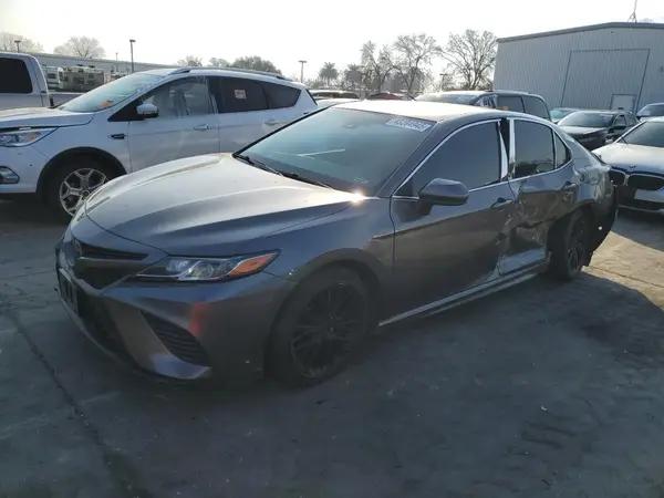 TOYOTA CAMRY