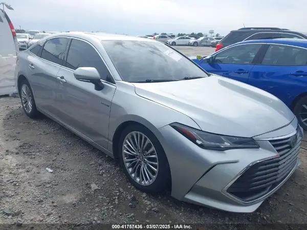 TOYOTA AVALON