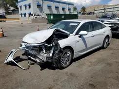 TOYOTA AVALON