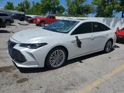 TOYOTA AVALON