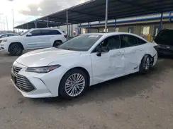 TOYOTA AVALON