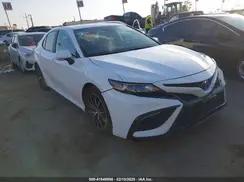 TOYOTA CAMRY