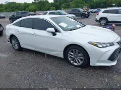 TOYOTA AVALON