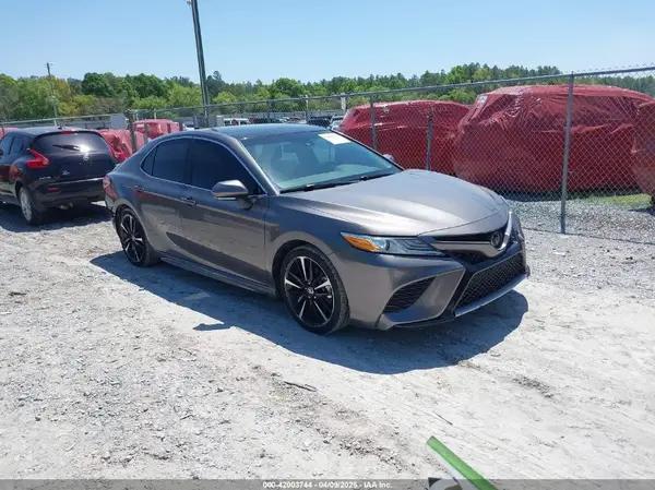 TOYOTA CAMRY