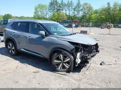 NISSAN ROGUE
