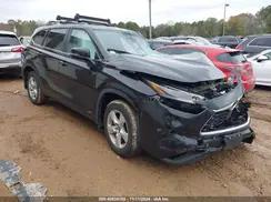 TOYOTA HIGHLANDER