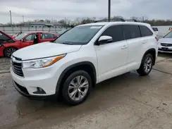 TOYOTA HIGHLANDER