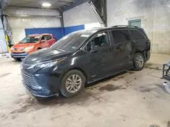 TOYOTA SIENNA