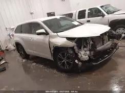 TOYOTA HIGHLANDER