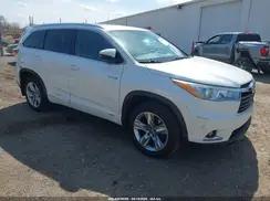 TOYOTA HIGHLANDER