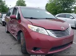 TOYOTA SIENNA