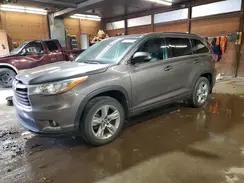TOYOTA HIGHLANDER