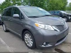 TOYOTA SIENNA