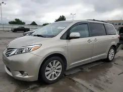 TOYOTA SIENNA