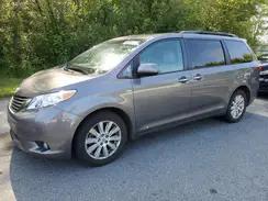 TOYOTA SIENNA