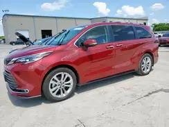 TOYOTA SIENNA