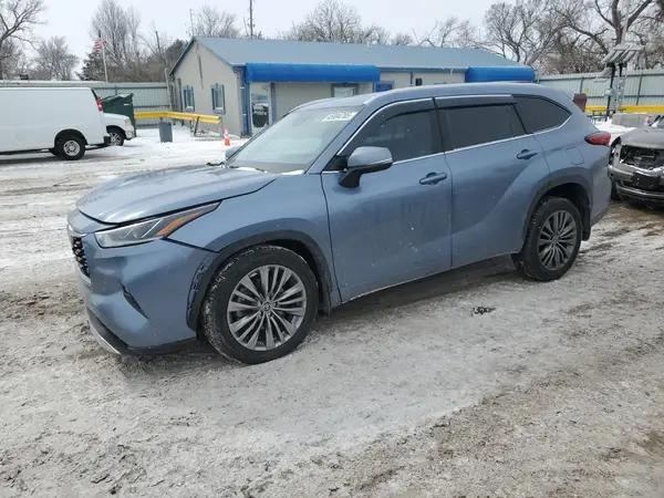 TOYOTA HIGHLANDER