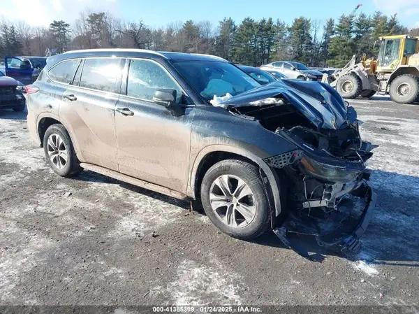 TOYOTA HIGHLANDER