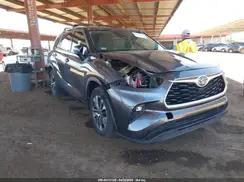 TOYOTA HIGHLANDER