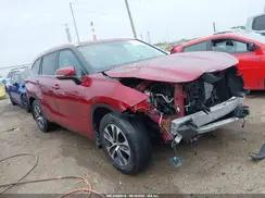 TOYOTA HIGHLANDER