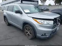 TOYOTA HIGHLANDER