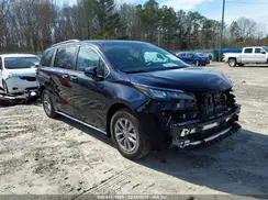 TOYOTA SIENNA