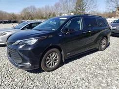 TOYOTA SIENNA