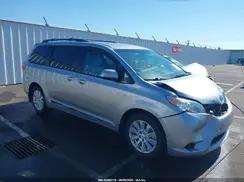 TOYOTA SIENNA