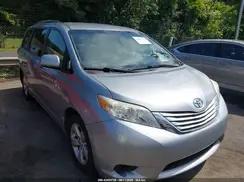 TOYOTA SIENNA