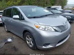 TOYOTA SIENNA