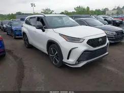 TOYOTA HIGHLANDER