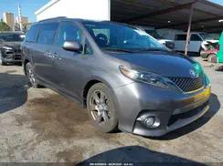 TOYOTA SIENNA