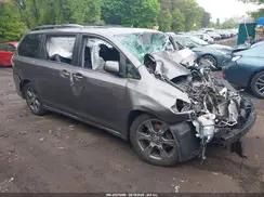 TOYOTA SIENNA