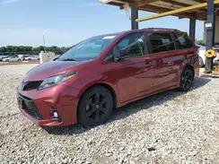 TOYOTA SIENNA