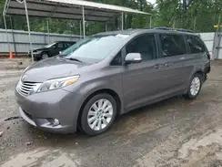 TOYOTA SIENNA
